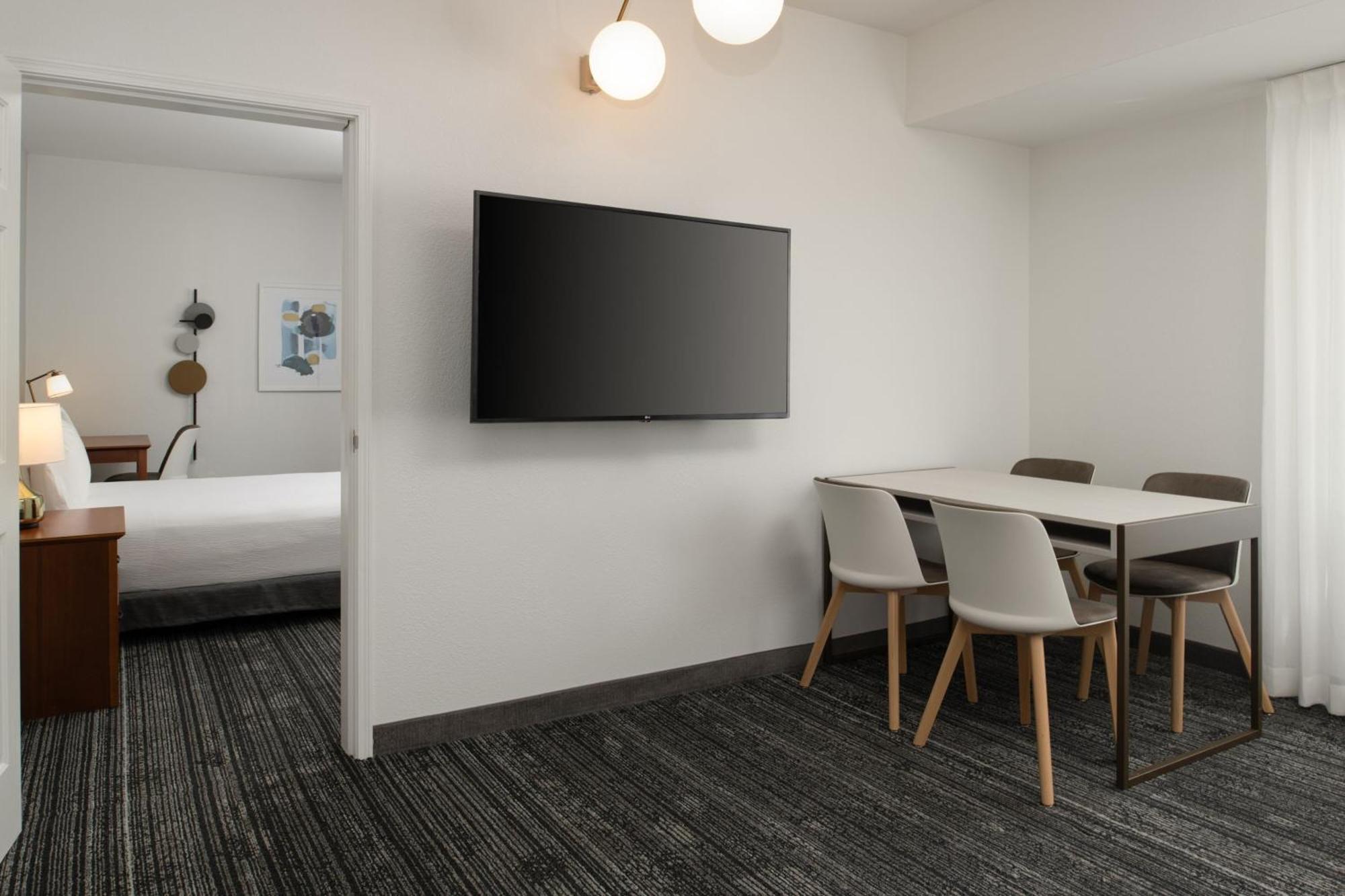 Towneplace San Jose Hotel